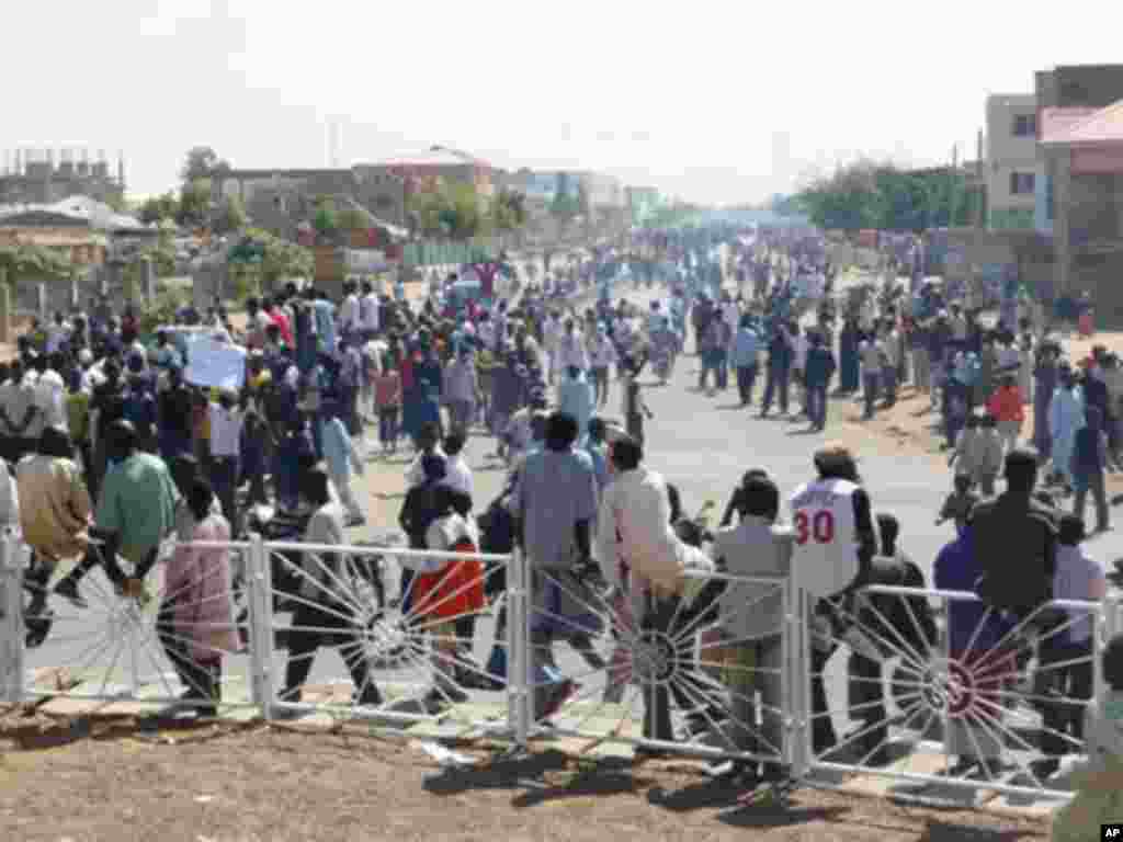 Zanga zangar kin jinin janye rangwamin man fetir a birnin Kano.