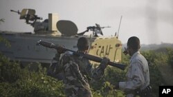 Depois de terem empurado as forças rebeldes para fora de Mogadíscio, as forças governamentais somalis com apoios externos preparam o avanço nas regiões centro e su do país