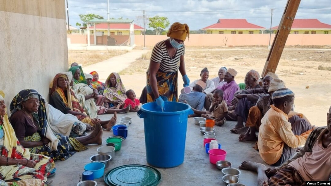 Deslocados de Quitunda, Palma, Cabo Delgado, assistidos por VAMOZ, Moçambique