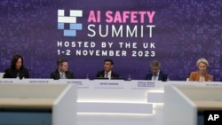 资料照：世界各国政要2023年11月出席在英国举行的人工智能安全峰会。（媒体联访照片）
