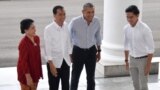 Presiden Joko Widodo dan Ibu Negara Iriana menyambut hangat kedatangan mantan Presiden AS Barack Obama di Istana Bogor, Jumat (30/6). (Photo Courtessy: Biro Setpres RI)