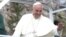 El papa Francisco visita Asís en el día de la festividad del patrón de Italia San Francisco de Asís.