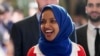 Anggota Kongres dari Partai Demokrat, Ilhan Omar, tiba untuk menghadiri pidato kenegaraan Presiden Donald Trump di hadapan Kongres di Capitol Hill, Washington, 5 Februari 2019.