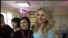 Королева краси “Міс Діаспора” допомагає українським дітям