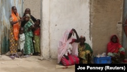 Quelques femmes dans la région de Kolofata, Cameroun, 16 mars 2016.