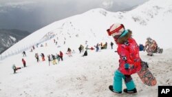 Arena ski di resor Rosa Khutor di Krasnaya Polyana, Rusia. 