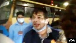 নৌবাহিনীর কর্মকর্তাকে হত্যার হুমকির অভিযোগ