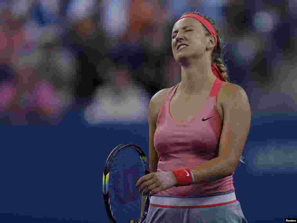 وکٹوریا ازارینکا نے تیسرے سیٹ میں پے در پے غلطیاں کیں۔