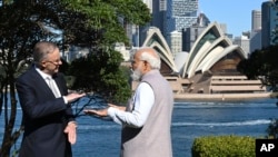 澳大利亚总理阿尔巴尼斯2023年5月24日与到访的印度总理莫迪会面。（美联社）