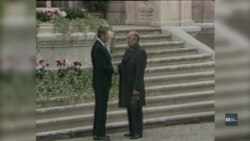 Історичну зустріч Рейґана та Горбачова у 1985-му відтворили на театральній сцені у Чикаго. Відео