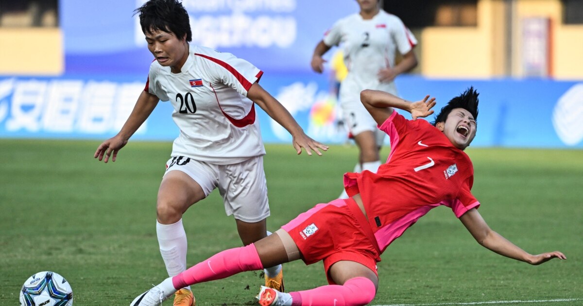 아시안게임 남북 여자축구 대결서 북한 4대 1 완승