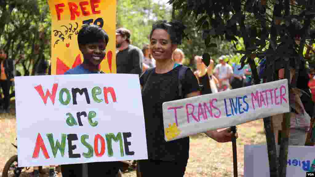 Participants prepare to march in Nairobi's Karura forest during the Women's March, Kenya. January 21, 2017. (J.Craig/VOA)