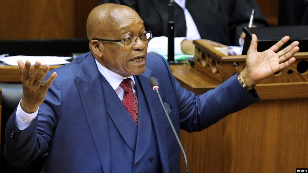 Presiden Jacob Zuma saat berbicara di depan anggota parlemen Afrika Selatan di Cape Town (foto: dok). 