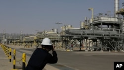تاسیسات نفت در عربستان - آرشیو
