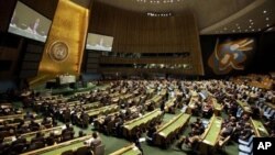 Suasana sidang Majelis Umum PBB di Kantor Pusat PBB, New York, Amerika Serikat (Foto: dok). Iran, Suriah dan Korea Utara telah menghambat pemberlakuan perjanjian PBB yang mengatur perdagangan senjata sedunia, Kamis (28/3).