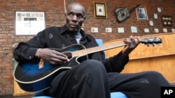 The late Oliver Mtukudzi