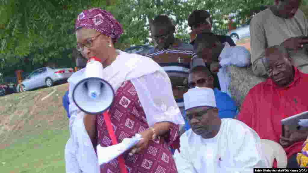 Gangamin da ake ci gaba da yi a Abuja kan neman sako dalibai mata na Chibok