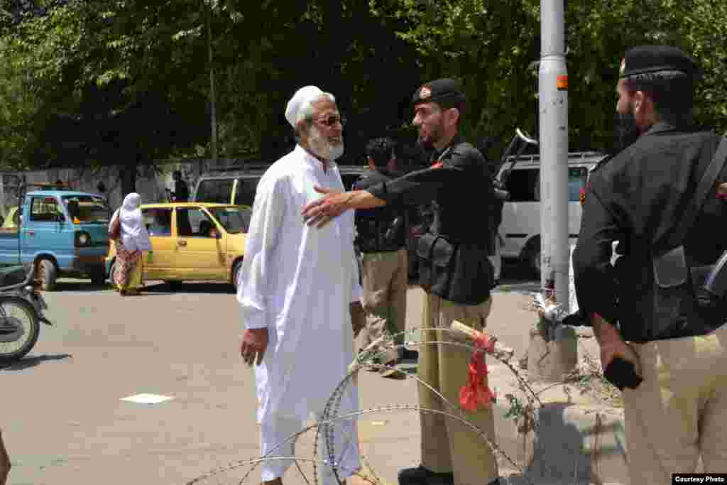 Peshawar Election Preps 14