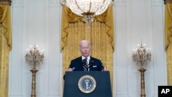 조 바이든 미국 대통령이 22일 워싱턴 백악관에서 러시아의 우크라이나 사태에 대해 연설했다.
