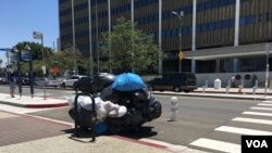 California has one of the highest homeless populations in the country. (E. Lee/VOA)