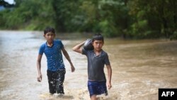 Gjatë një uragani në Guatemala