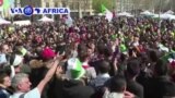 Ibihumbi mu Bufaransa Bongeye Gusaba Perezida Bouteflika Kuva ku Butegetsi