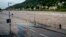 El río Neckar se desbordó en Heidelberg, Alemania, el 3 de junio de 2024. Gran parte del sur de Alemania ha quedado inundada tras las fuertes lluvias de los últimos días.