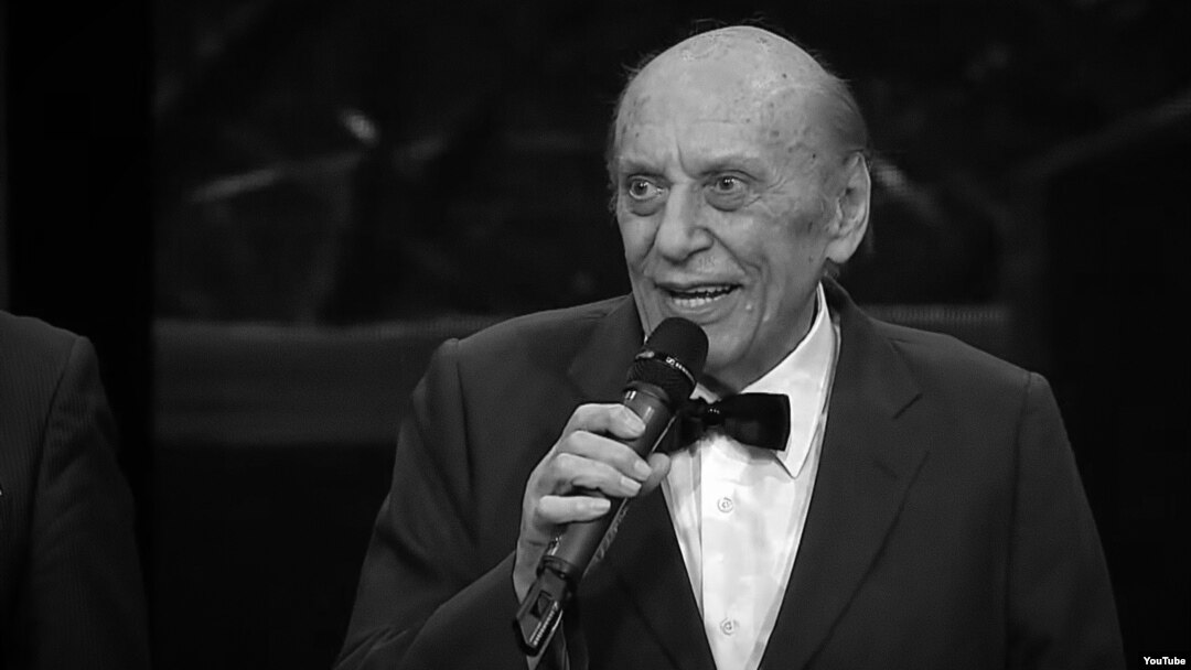 Predrag Živković Tozoac, pevač nardone muzike. (Foto: YouTube kanal RTS-a)