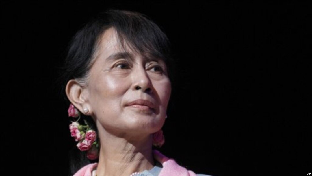 Aung San Suu Kyi di London dalam lawatannya ke Eropa. (photo: AP)