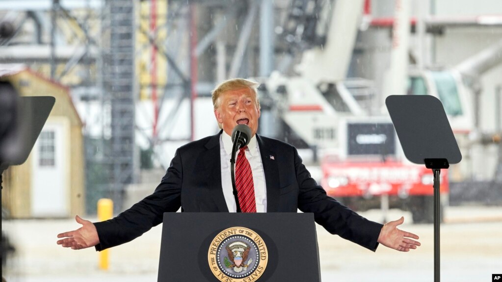 Madaxweyne Trump