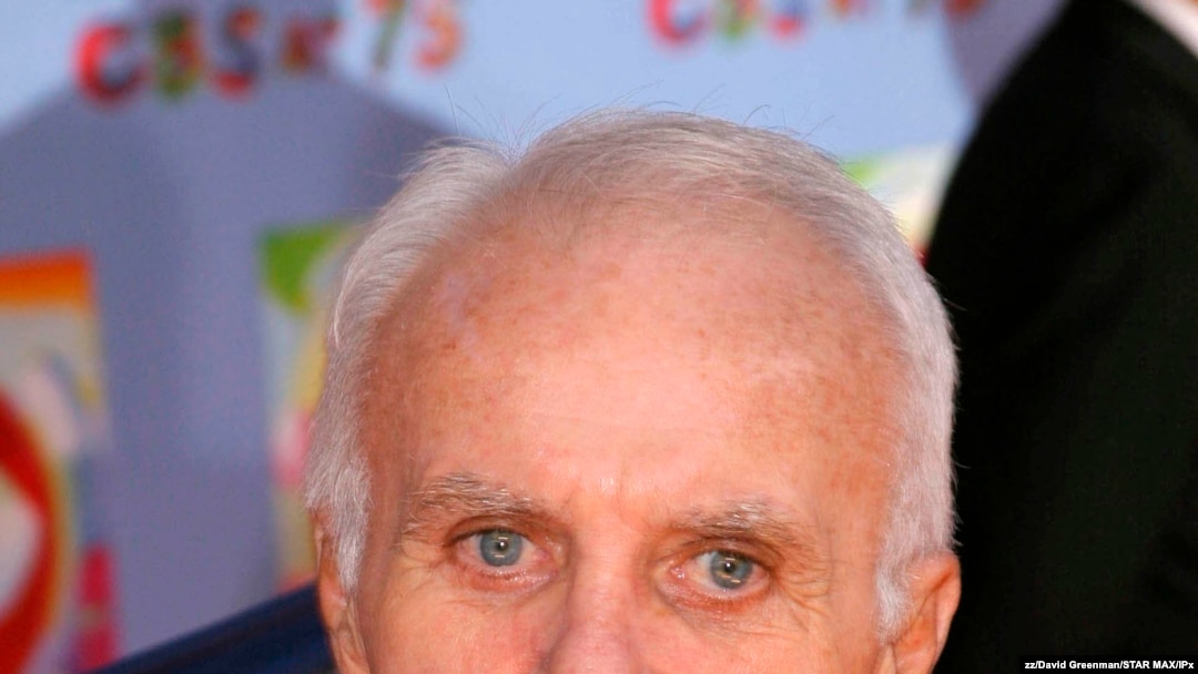 Actor Robert Conrad passed away at the age of 84. He was born on March 1st 1935 in Chicago, Illinois and died on February 8th 2020 from heart failure in Malibu, California.