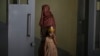  افغان خواتین کو مستقبل میں صرف اندھیرا نظر آرہا ہے؛ ٹائم وومن آف دا ائیر زہرہ جویا
