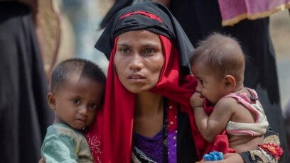 Tư liệu - Một người phụ nữ Hồi giáo Rohingya trong trại tị nạn ở Bangladesh. 