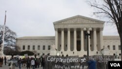 Diferentes grupos y organizaciones se manifestaron frente a la Corte Suprema de Justicia, en Washington.