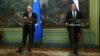 Ministar spoljnih poslova Rusije Sergej Lavrov i šef diplomatije Evropske unije Žozef Borel na konferenciji za novinare posle razgovora u Moskvi, 5. februara 2021.