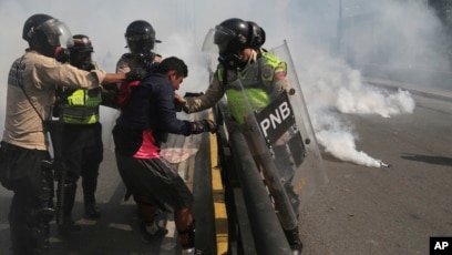 venezuela torture Rights Group: Venezuela Protesters Tortured, Abused by State