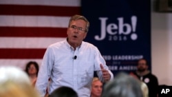 Le candidat républicain Jeb Bush, ancien gouverneur de Floride, à Manchester, N.H., le 1 février 2016.