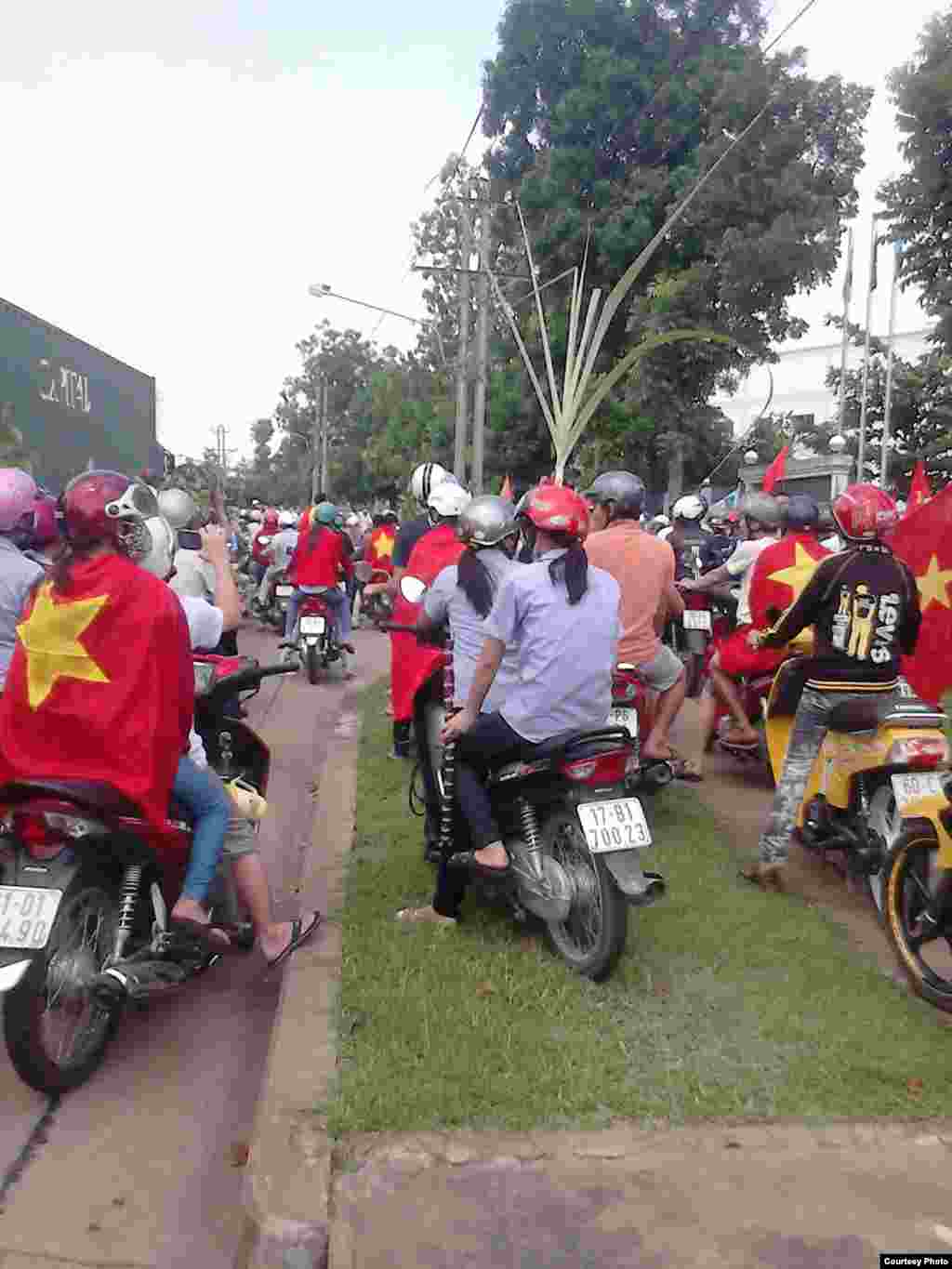 Protesters gathered at Amata Industrial Park, Bien Hoa city, Dong Nai province, Vietnam.