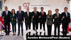 2026년 5월 5일 프랑스 파리에서 열린 G7 통상장관들이 기념 촬영을 하고 있다.