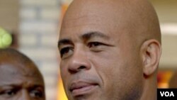 Prezidan Michel Martelly konvoke lidè pati politik yo nan yon rankont ki pral dewoule mèkredi 14 out la sou òganizasyon eleksyon yo.