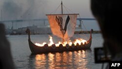 Replika kapal Viking sepanjang 45 kaki dalam acara Comic-Con 2017 di San Diego, California, 21 Juli 2017. (Foto: Bill Wechter / AFP)