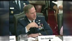 古德芬上将不赞成单设太空司令部原声视频 （美国国会视频）