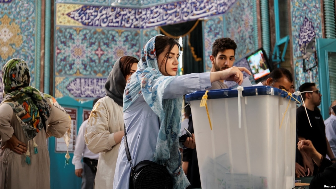 بر اساس نتایج رسمی انتخابات دور اول ریاست جمهوری ایران، هیچ‌یک از نامزدان نتوانستند اکثریت مطلق آرا را به دست آورند