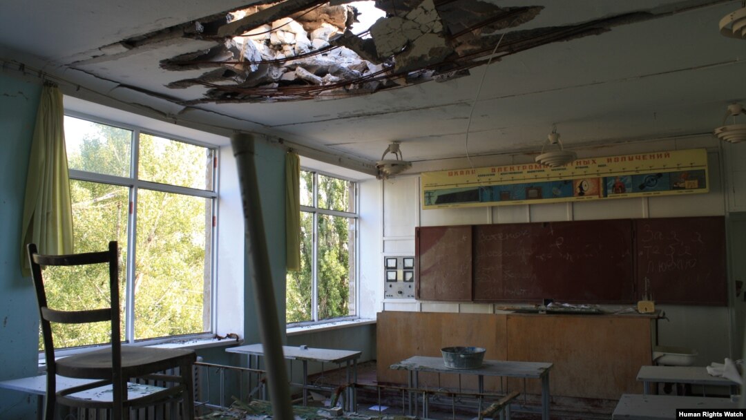 乌克兰顿涅茨克州42号学校2015年一月和二月间遭到6次袭击。