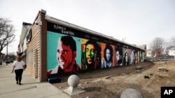 Democratic U.S. Sen. Elizabeth Warren's "big announcement" about her 2020 plans will be made in this blue-collar, heavily immigrant former mill town that reflects the economic themes she's been hitting. 