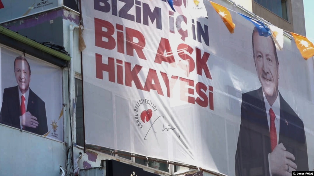Pusat kekuasaan politik Presiden Recep Tayyip selama 25 tahun terancam di Istanbul.