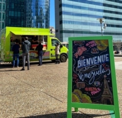 Foodtruck de Ají Dulce, un emprendimiento venezolano en París. Foto: Cortesía.