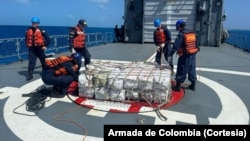 Colombian Navy and Police seize drugs in a joint operation. February 17, 2025 