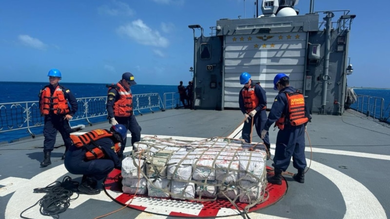 Colombia captures 3 Nicaraguans and 2 Costa Ricans in seizure of cocaine and marijuana