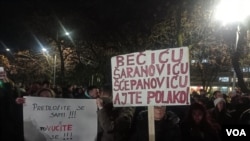 Protest u Podgorici zbog masovnog ubistva na Cetinju (Foto: VOA, Sanja Novaković)